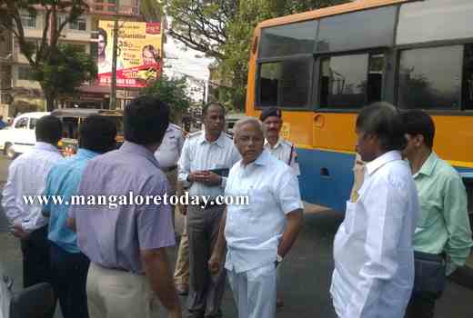 MLA Lobo inspects  prominent junctions 1